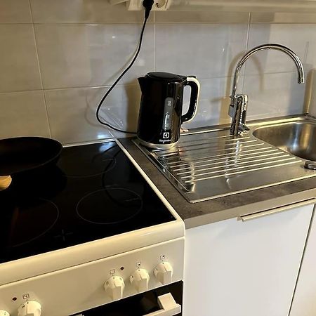 Quality Apt In The City Center For 5 - Brand New روفانييمي المظهر الخارجي الصورة