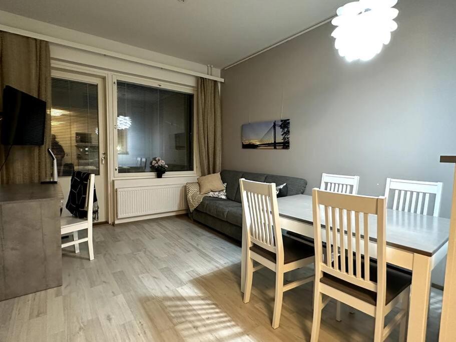 Quality Apt In The City Center For 5 - Brand New روفانييمي المظهر الخارجي الصورة