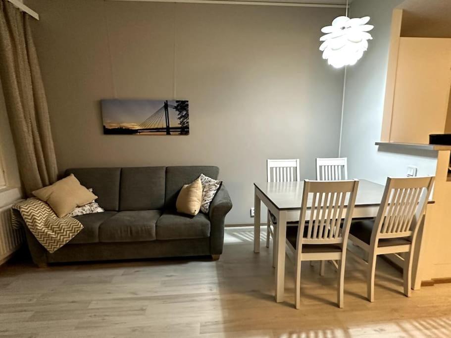 Quality Apt In The City Center For 5 - Brand New روفانييمي المظهر الخارجي الصورة