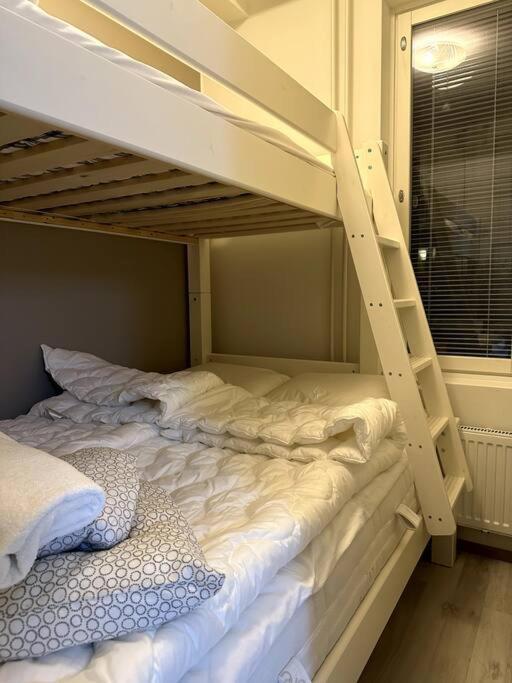 Quality Apt In The City Center For 5 - Brand New روفانييمي المظهر الخارجي الصورة