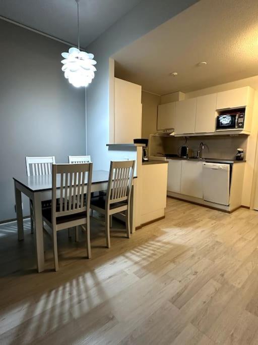 Quality Apt In The City Center For 5 - Brand New روفانييمي المظهر الخارجي الصورة